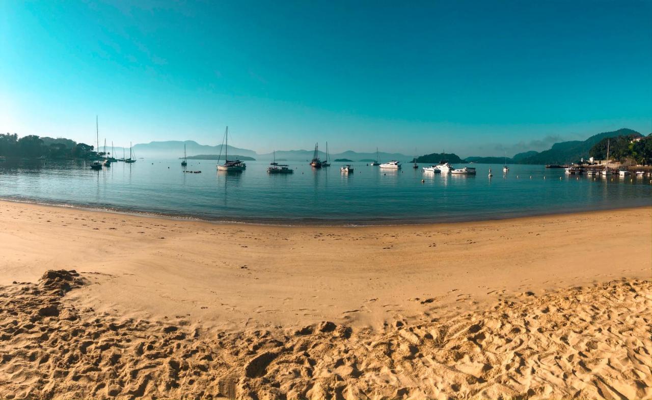 Praia Grande, Angra dos Reis Exterior foto
